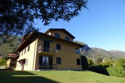 Lenno apartment - garden and terrace