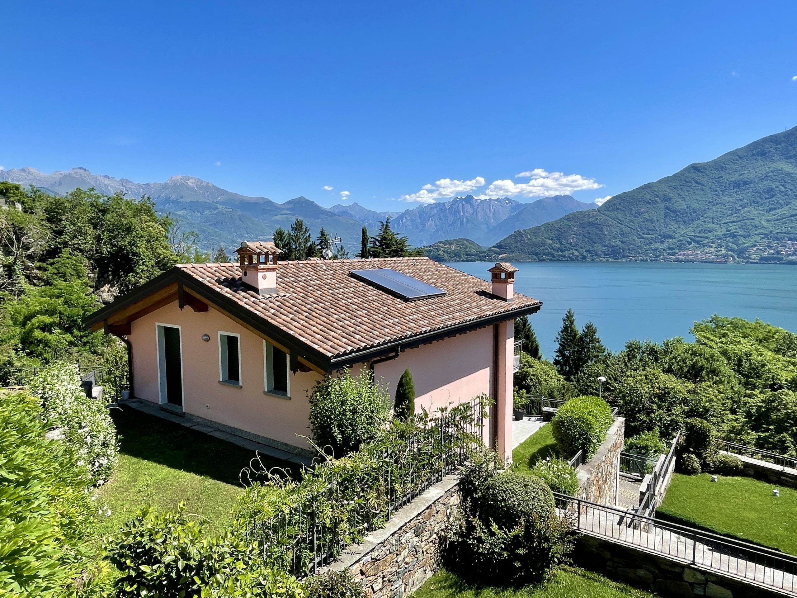 Lake Como Real Estate Apartments Villas for sale Homes