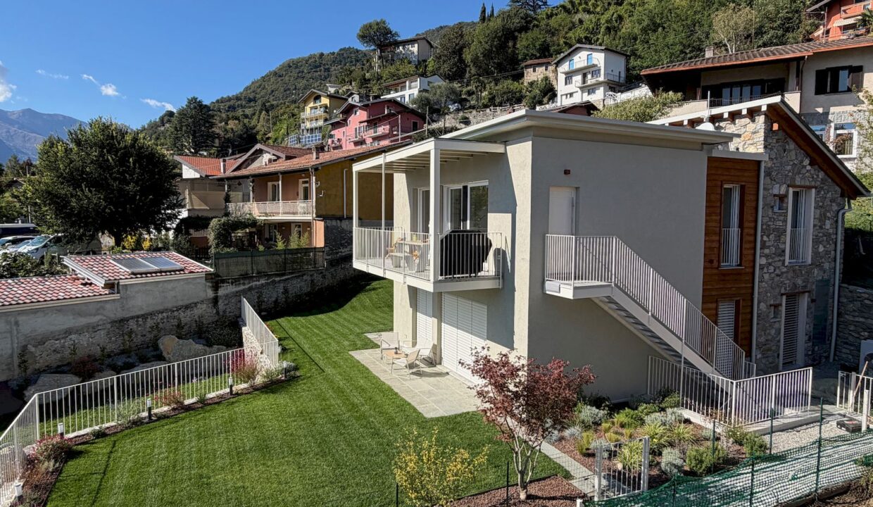 Modern Apartments Lake Como Domaso