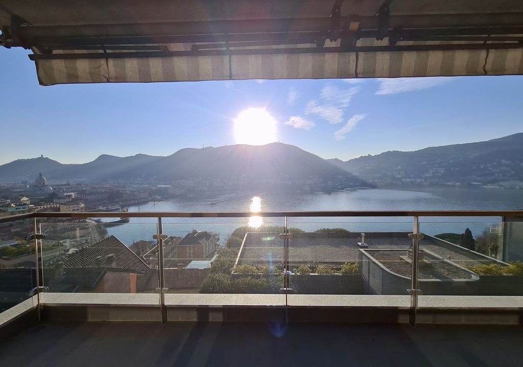Como City Modern Apartment with Lake View - view