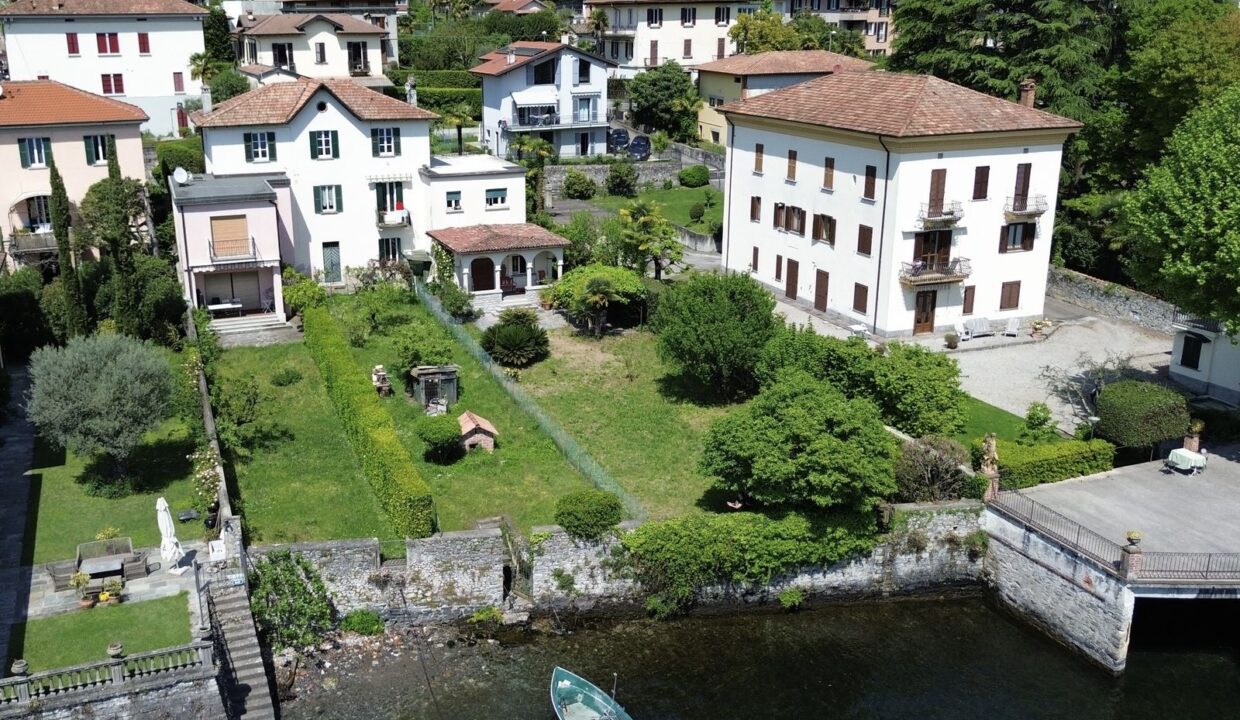 Apartment Front Lake Como with Garden Tremezzina