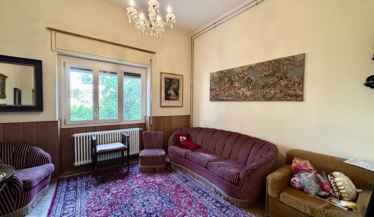 Apartment Front Lake Como with Garden Tremezzina