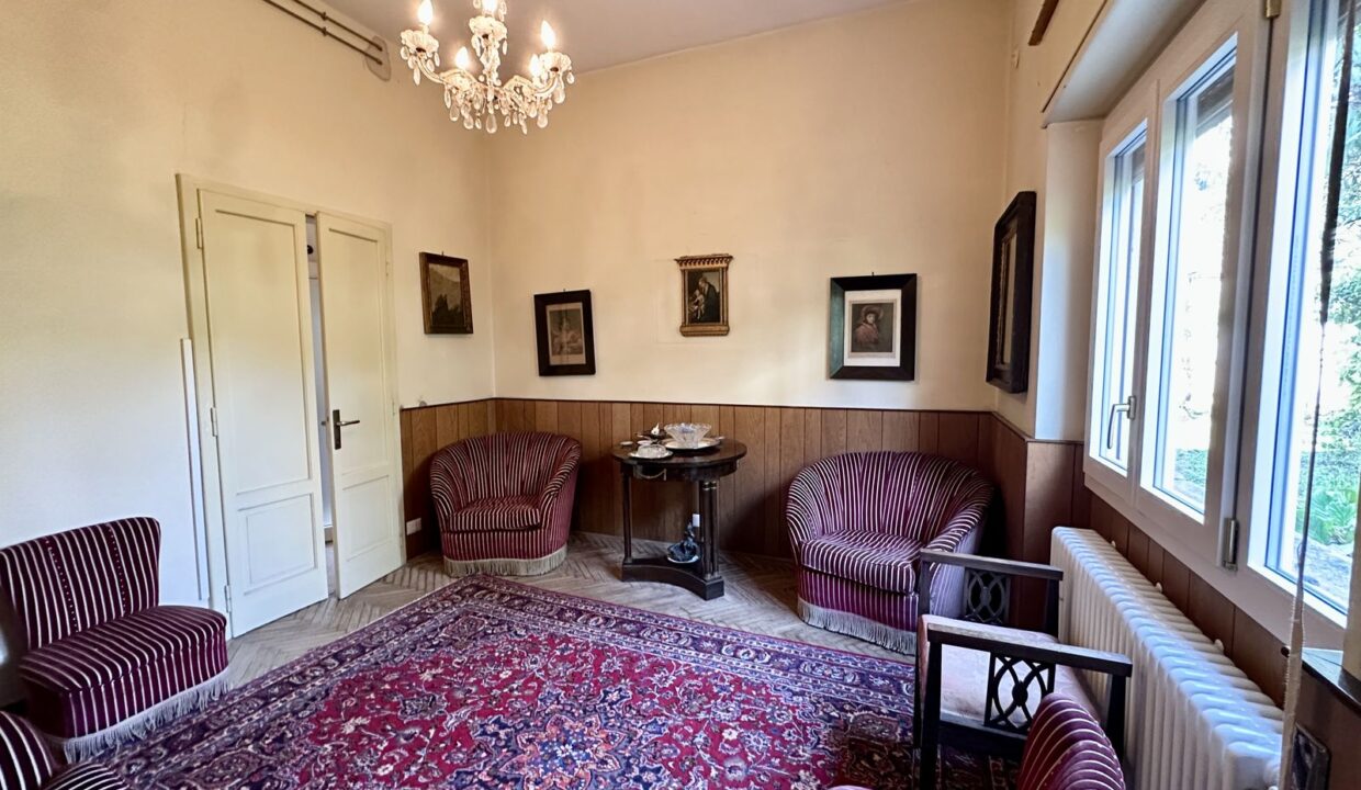 Apartment Front Lake Como with Garden Tremezzina