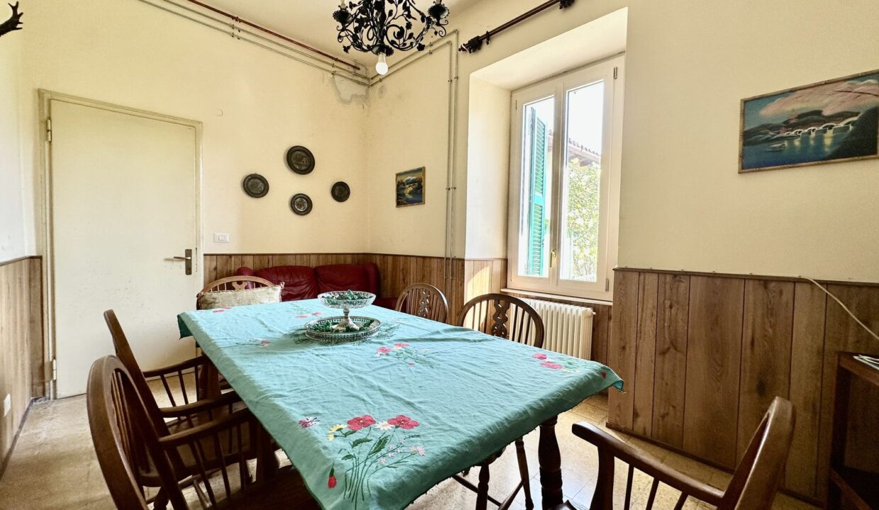 Apartment Front Lake Como with Garden Tremezzina