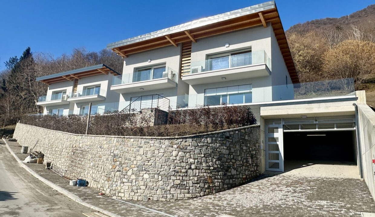 Lake Como Vercana Modern Apartments with Pool