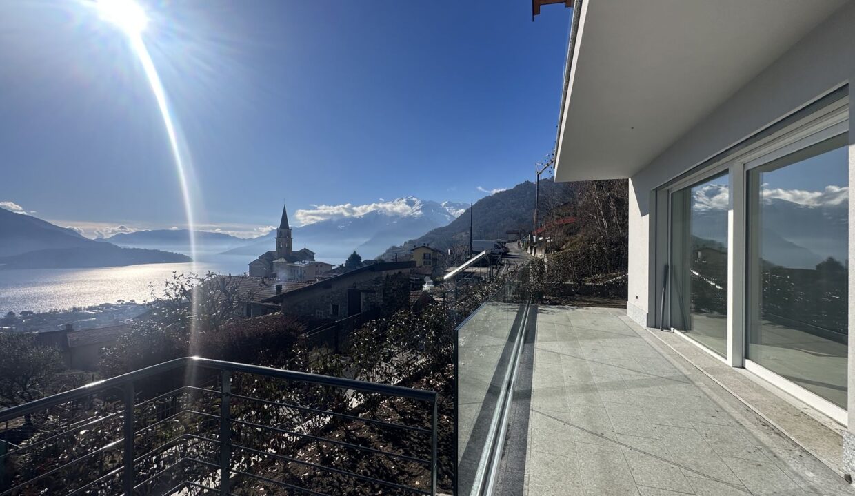Lake Como Vercana Modern Apartments with Pool