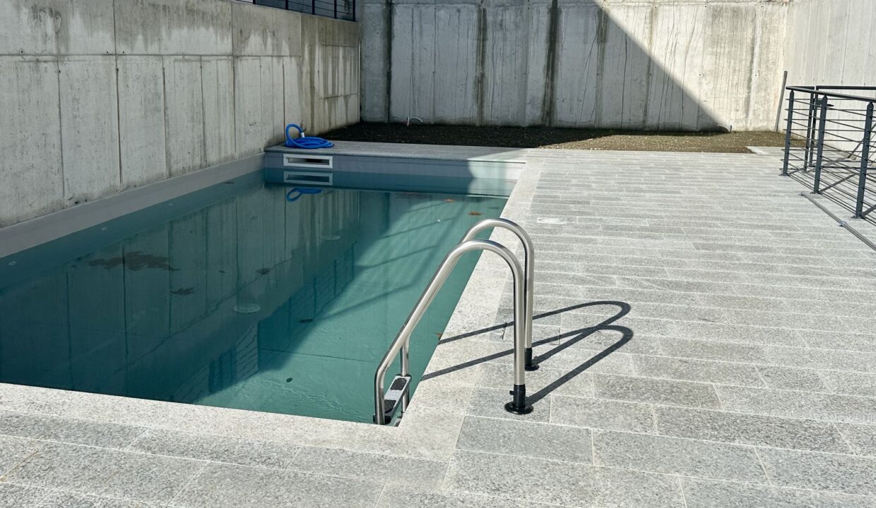 Lake Como Vercana Modern Apartments with Pool