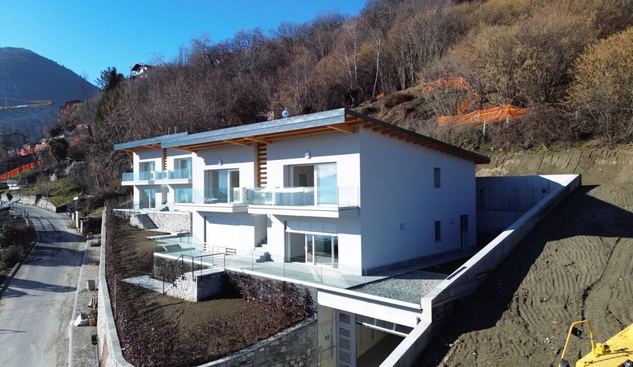 Lake Como Vercana Modern Apartments with Pool