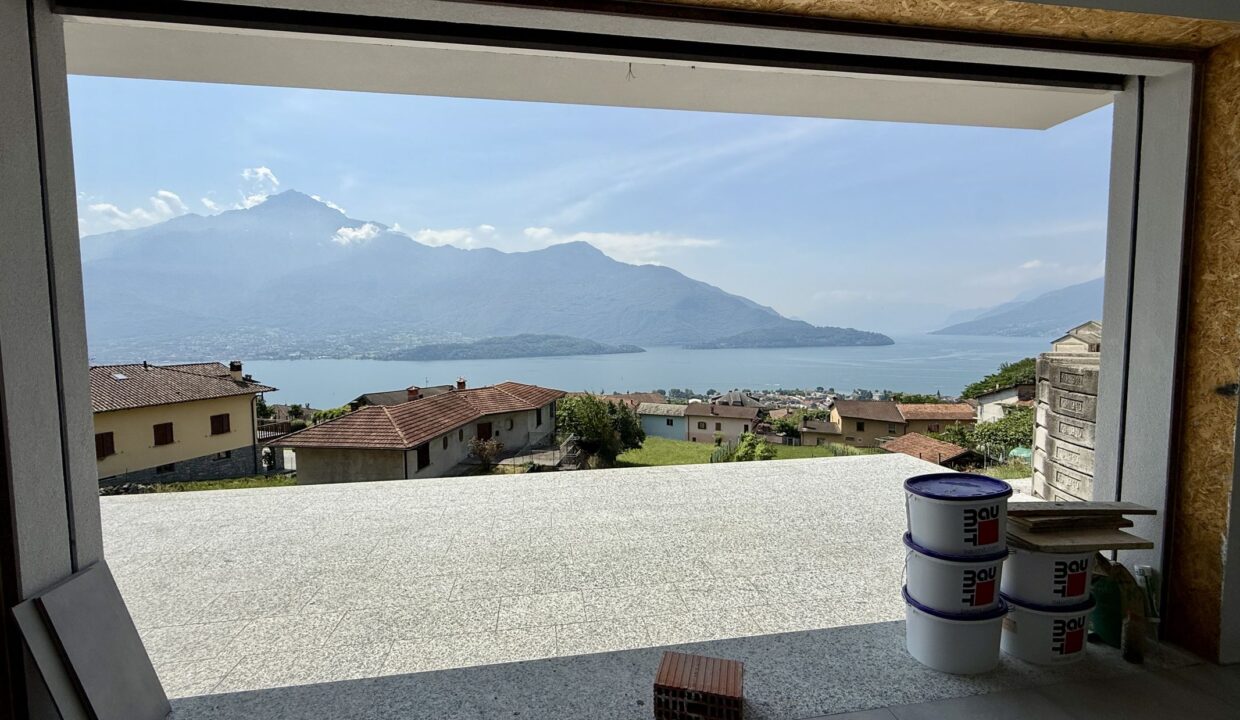 Lake Como New Apartment with Terrace Vercana