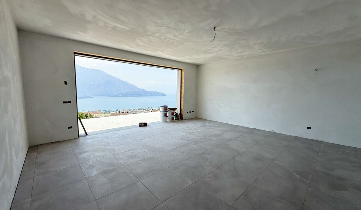 Lake Como New Apartment with Terrace Vercana