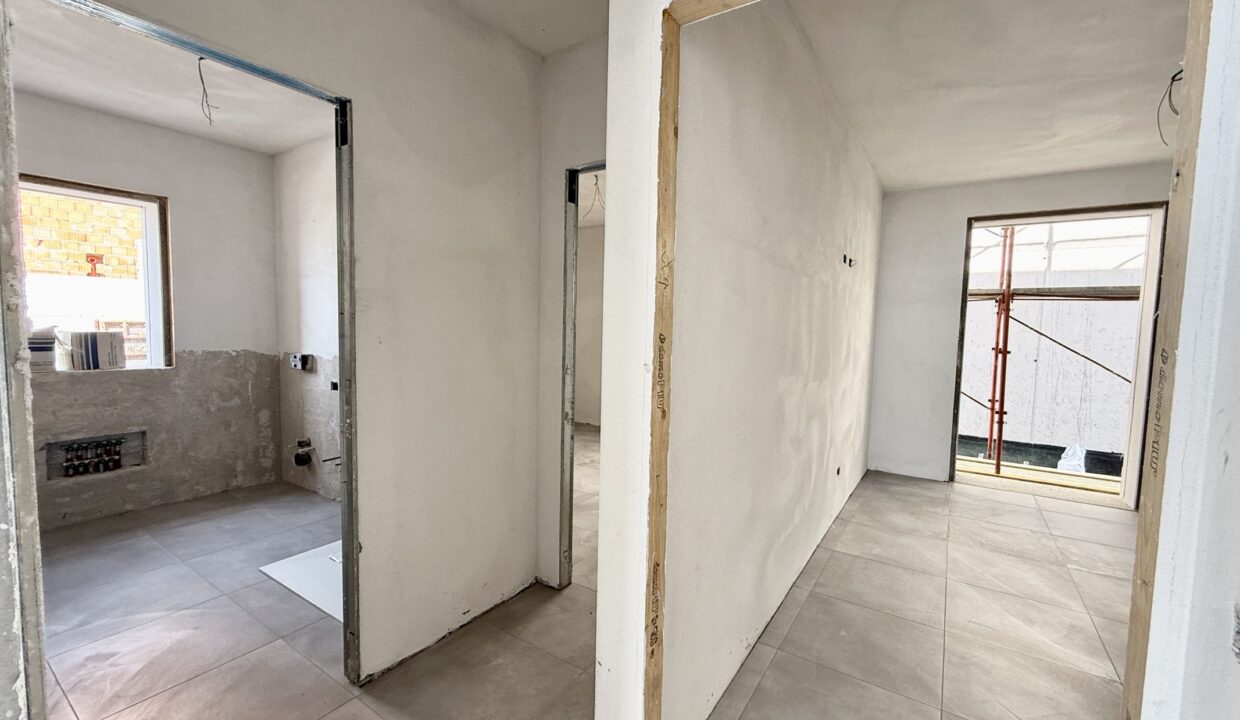 Lake Como New Apartment with Terrace Vercana