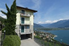 Apartment with Terrace and Lake View Gera Lario
