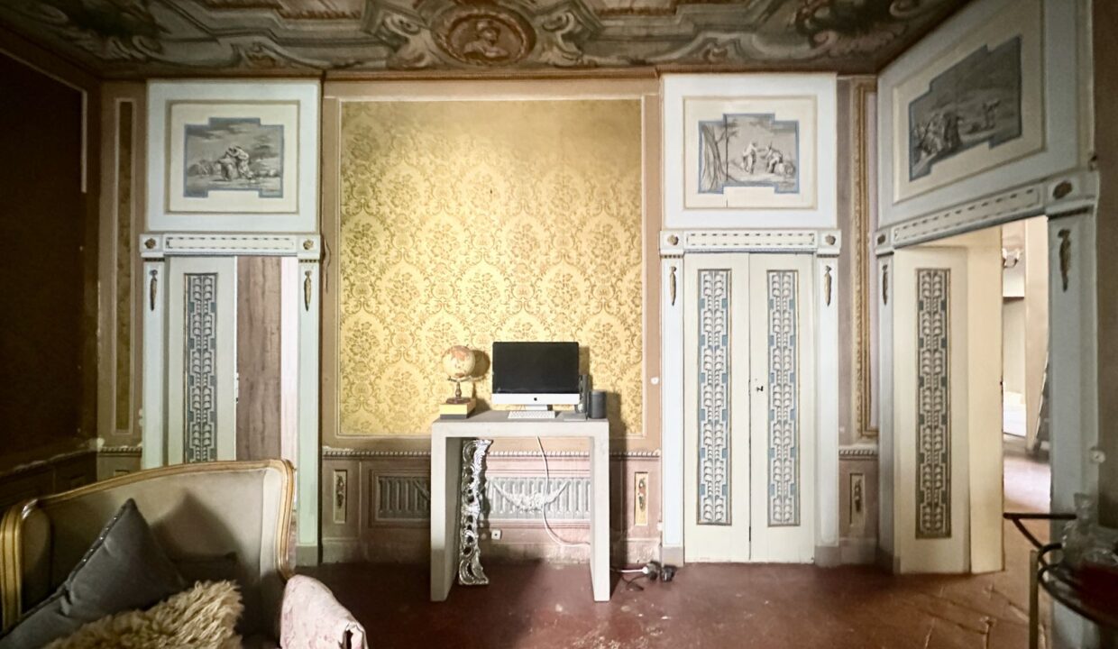 Lake Como Apartment with Terrace Dongo