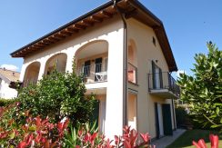 Apartment Gravedona ed Uniti with garden