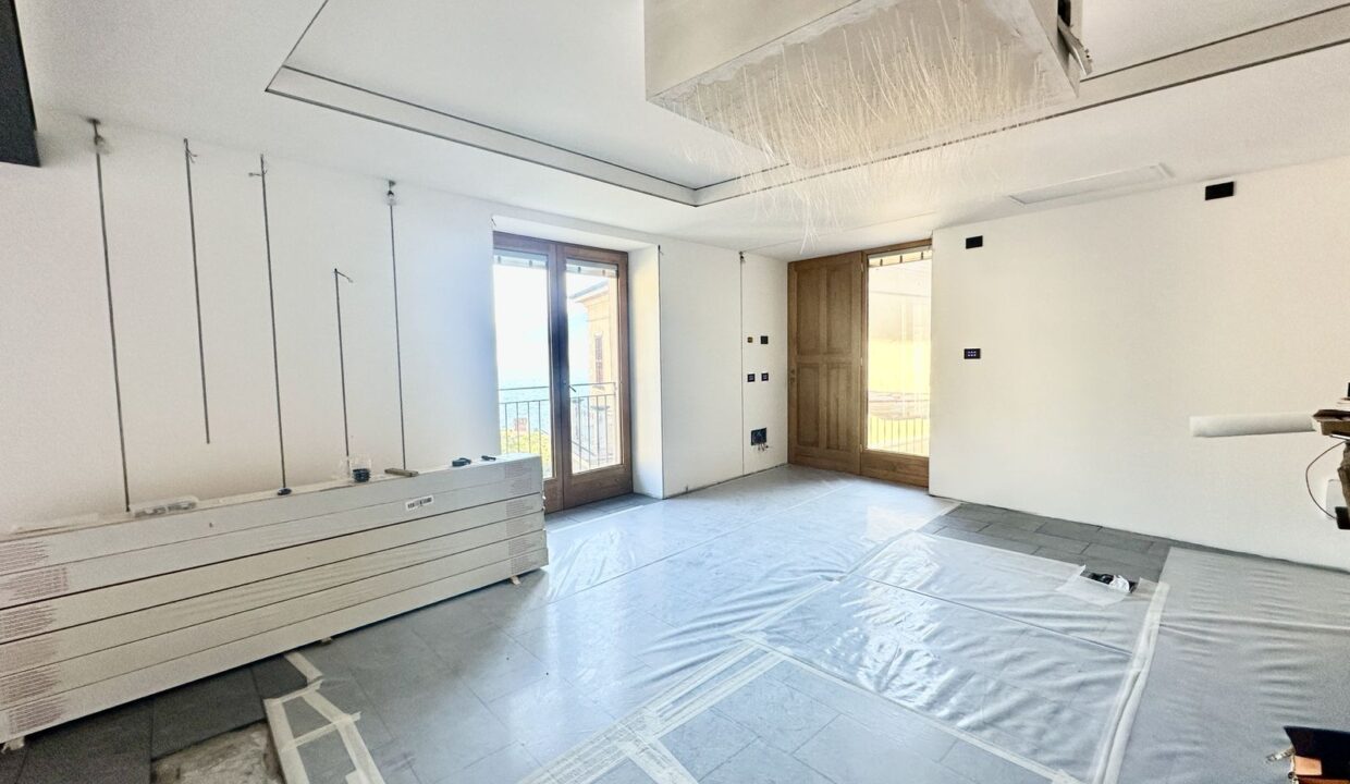 Renovated Apartment Gravedona ed Uniti with Lake View