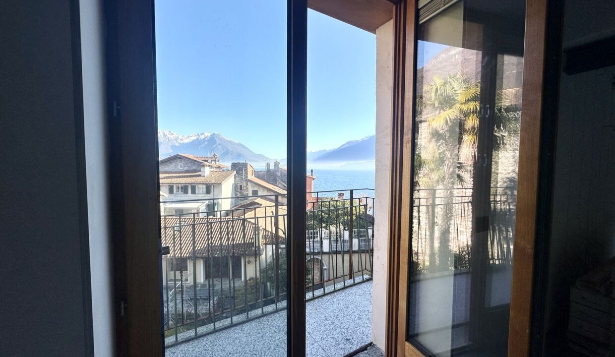 Renovated Apartment Gravedona ed Uniti with Lake View