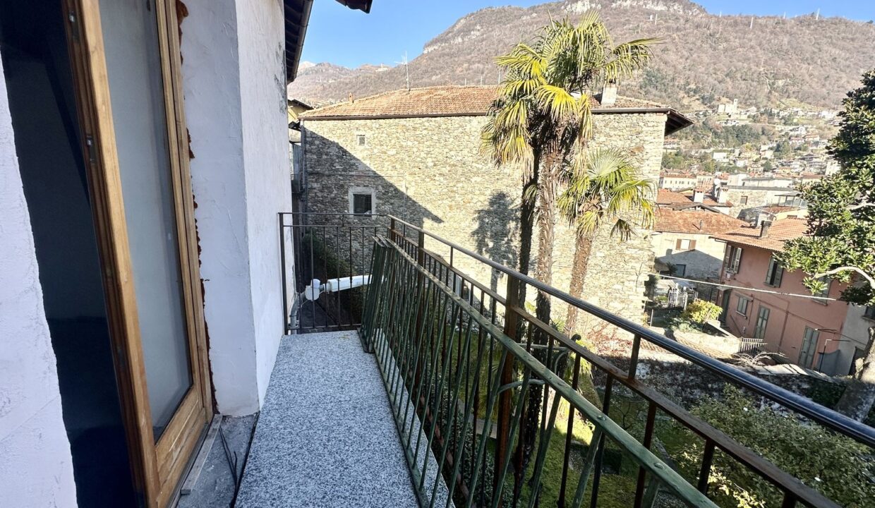Renovated Apartment Gravedona ed Uniti with Lake View