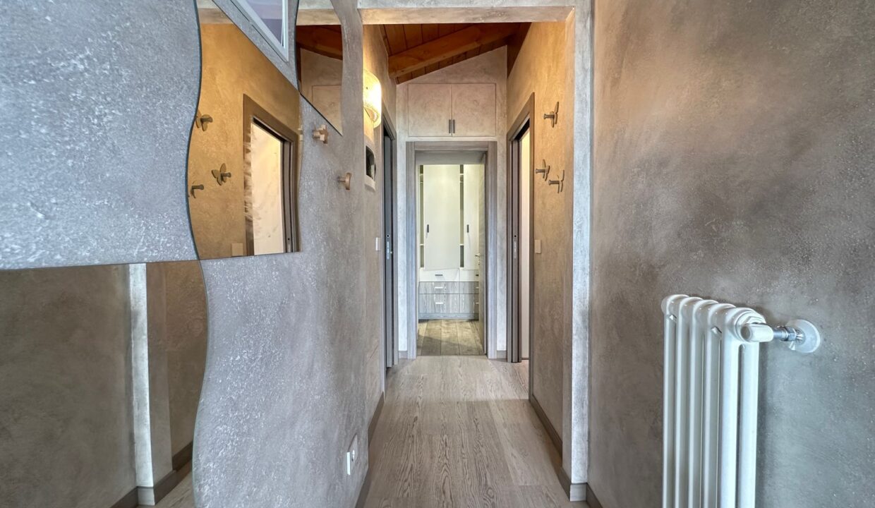 Apartment Musso with Terraces Garage and Lake View