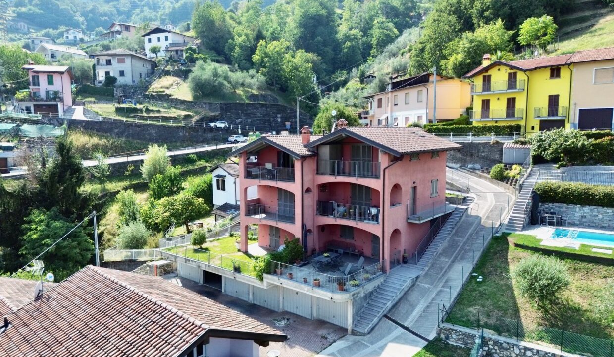 Apartment Musso with Terraces Garage and Lake View