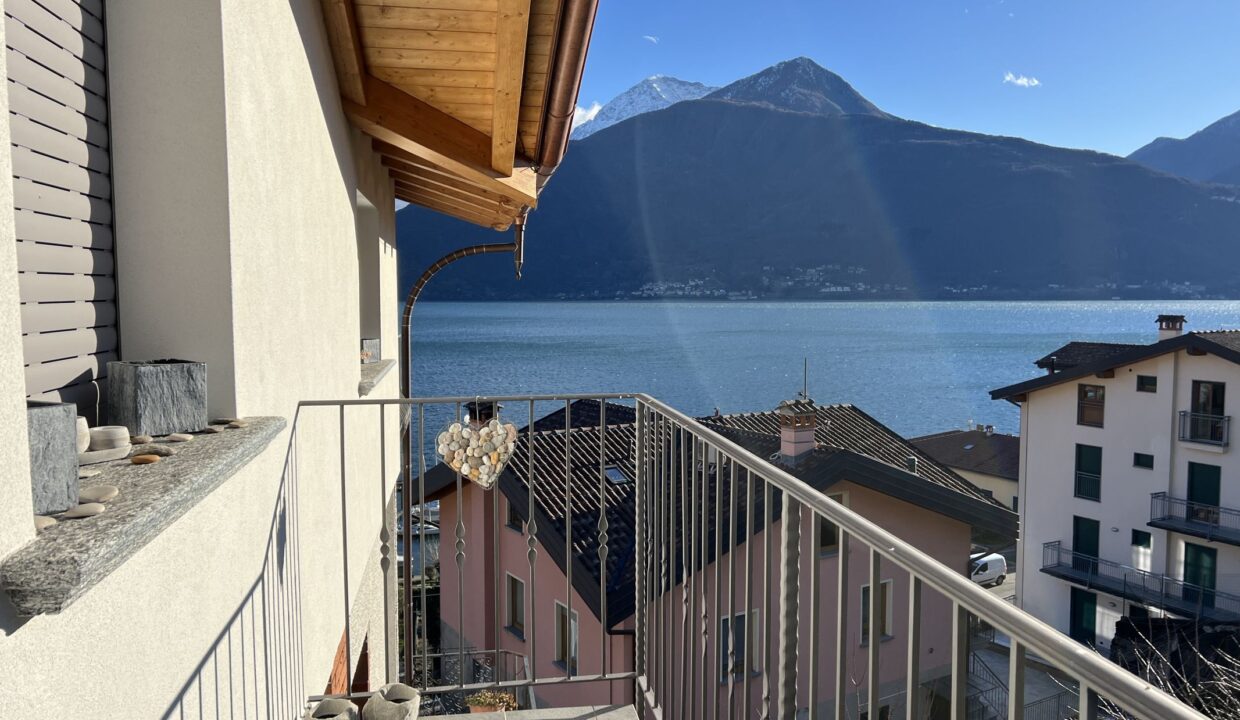 Lago Como Pianello Lario Apartment - balcony