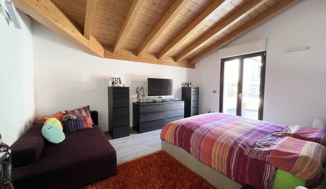 Lago Como Pianello Lario Apartment - double bedroom