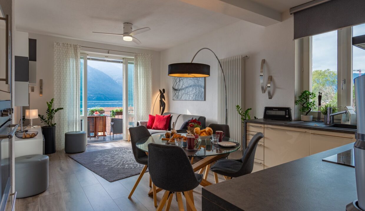 Lake Como Tremezzina Apartment with Balcony