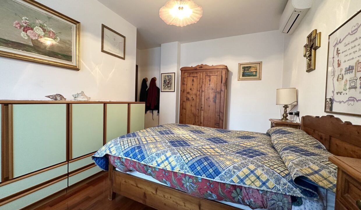 Apartment Varenna with Garden and 2 Garages