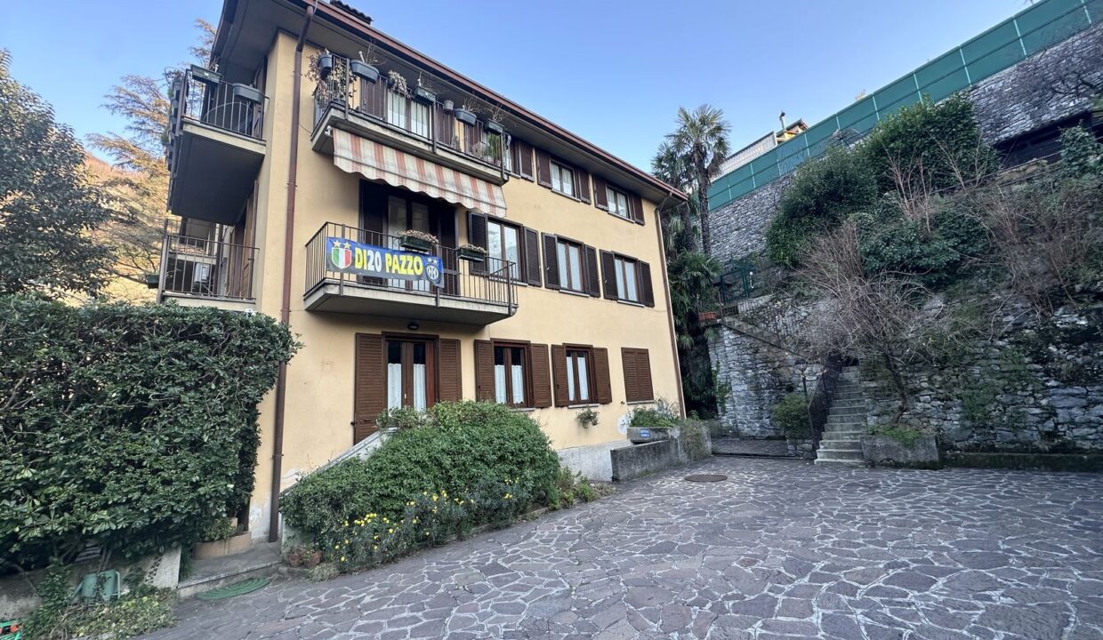 Apartment Varenna with Garden and 2 Garages