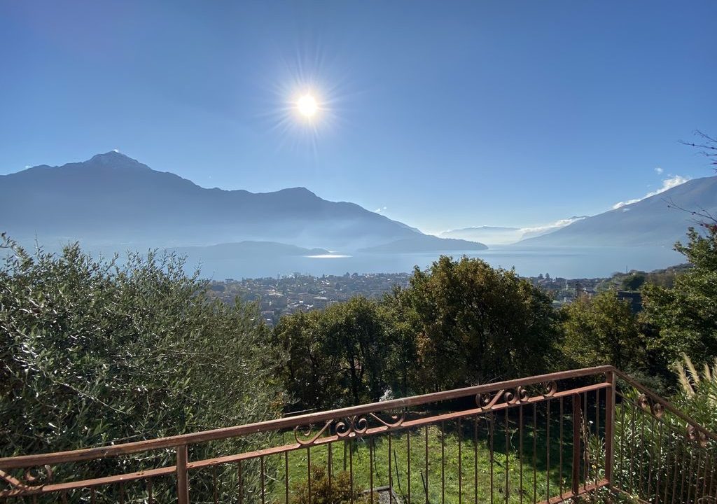 Lake Como Domaso Apartment with Swimming Pool - view