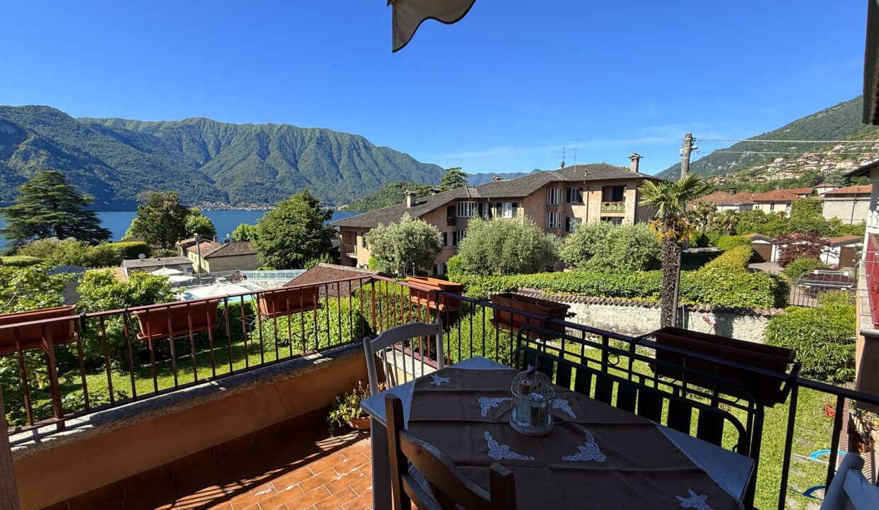 Appartamento a Mezzegra con Giardino e Vista Lago 25