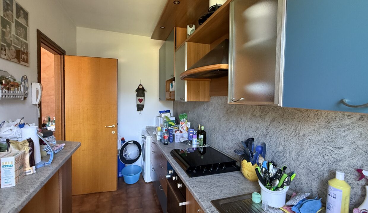 Appartamento a Mezzegra con Giardino e Vista Lago 27