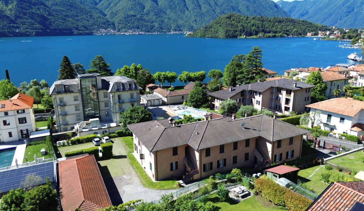 Appartamento a Mezzegra con Giardino e Vista Lago