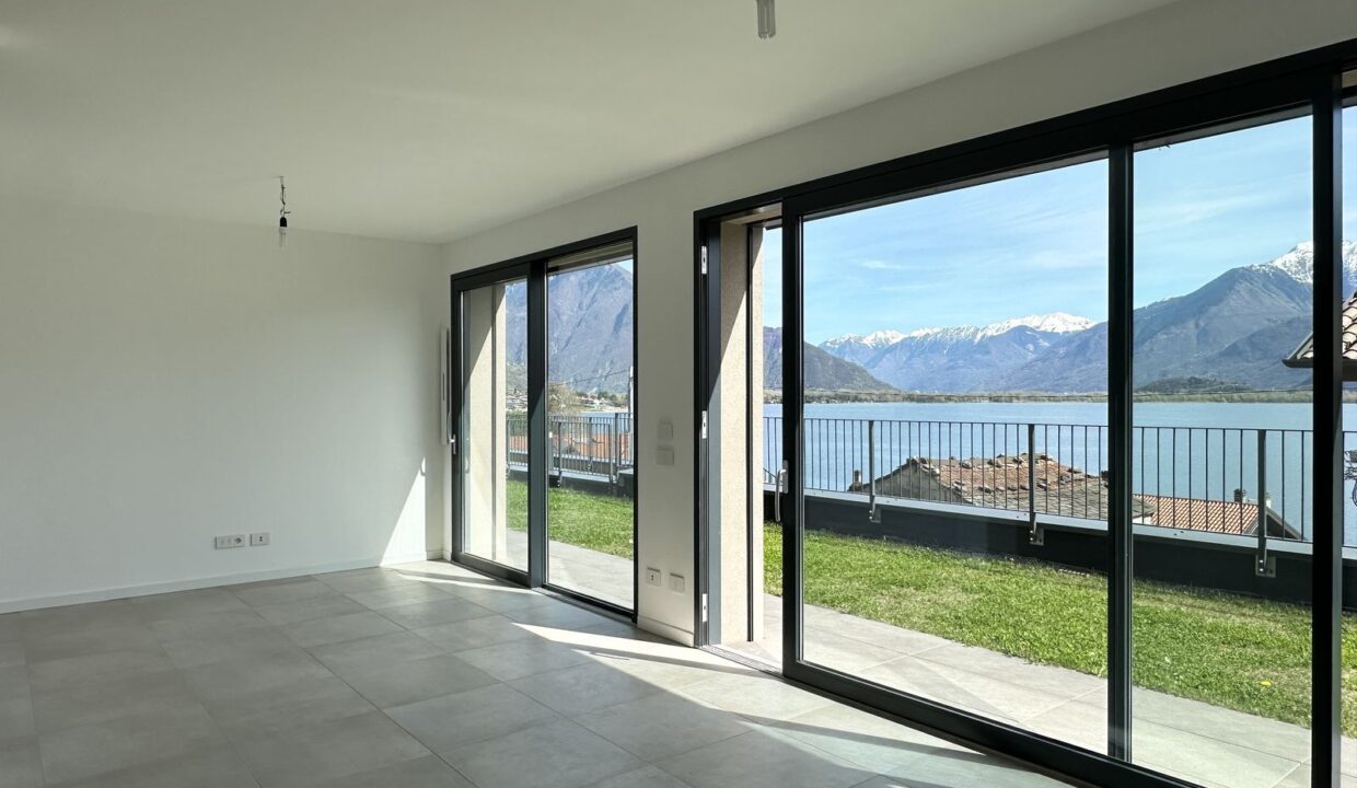 Luxury Class A Apartment with Private Garden and Lake View – Lake Como