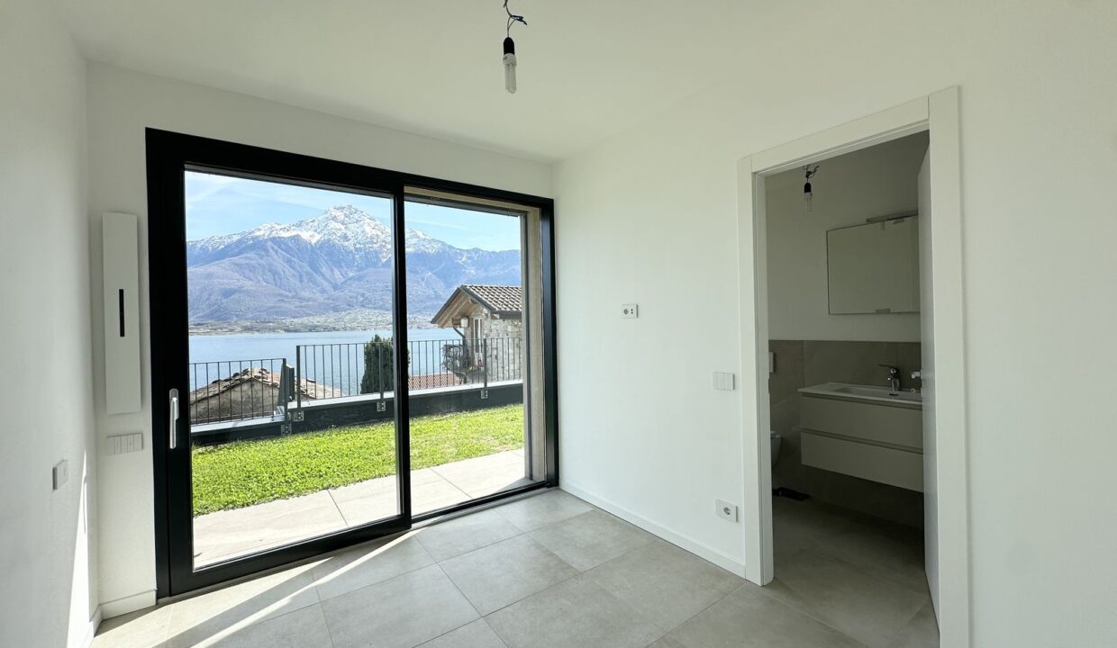 Luxury Class A Apartment with Private Garden and Lake View – Lake Como