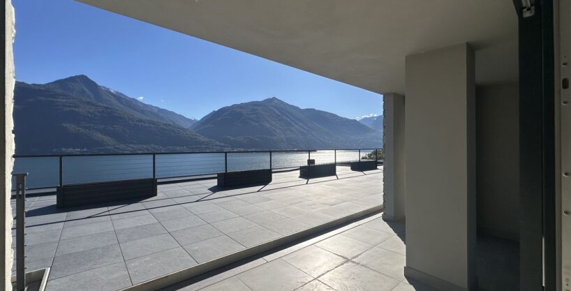 Lake Como Modern Apartment Residence with Pool