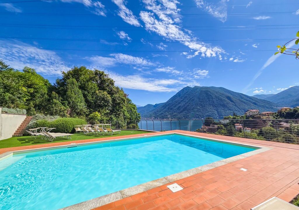 Argegno Villa con Piscina e Vista Lago1