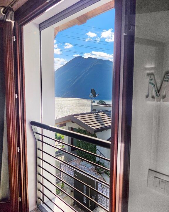 Argegno Villa con Piscina e Vista Lago22