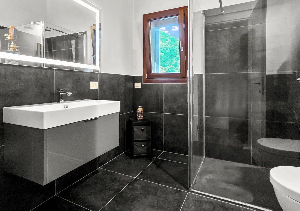 Argegno Villa con Piscina e Vista Lago29