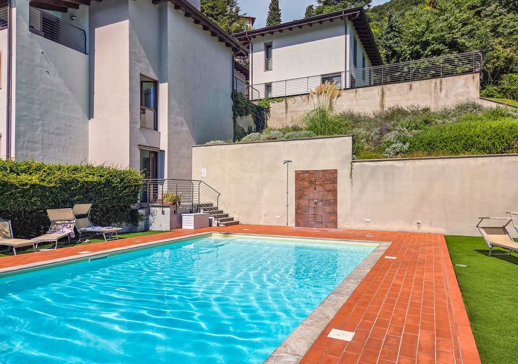 Argegno Villa con Piscina e Vista Lago35