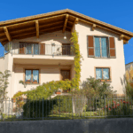 Detached House Gravedona ed Uniti with Garden