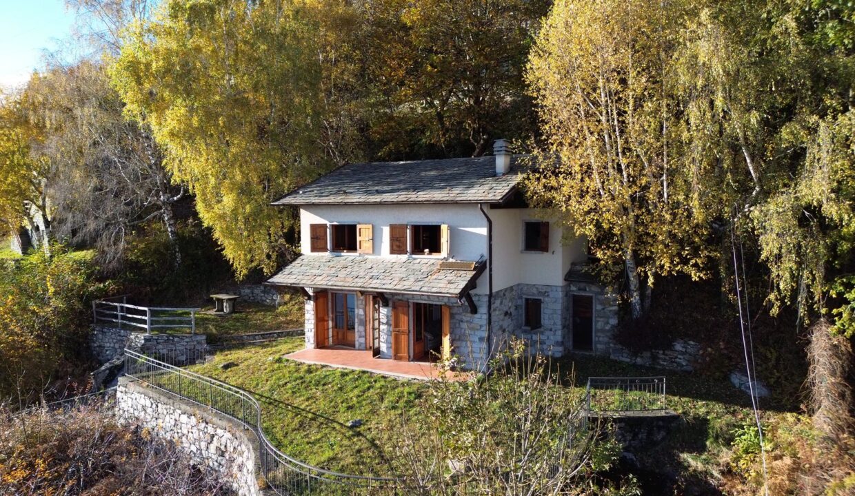 Detached House Gera Lario with Lake View