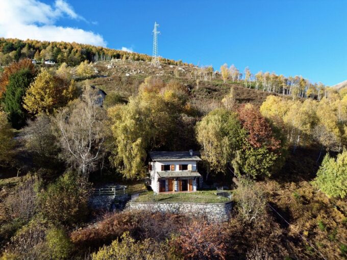 Detached House Gera Lario with Lake View