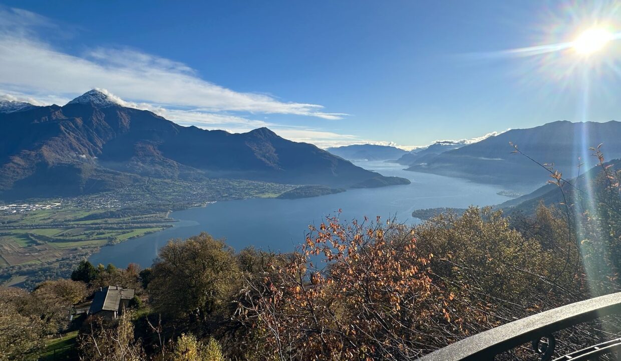 Detached House Gera Lario with Lake View