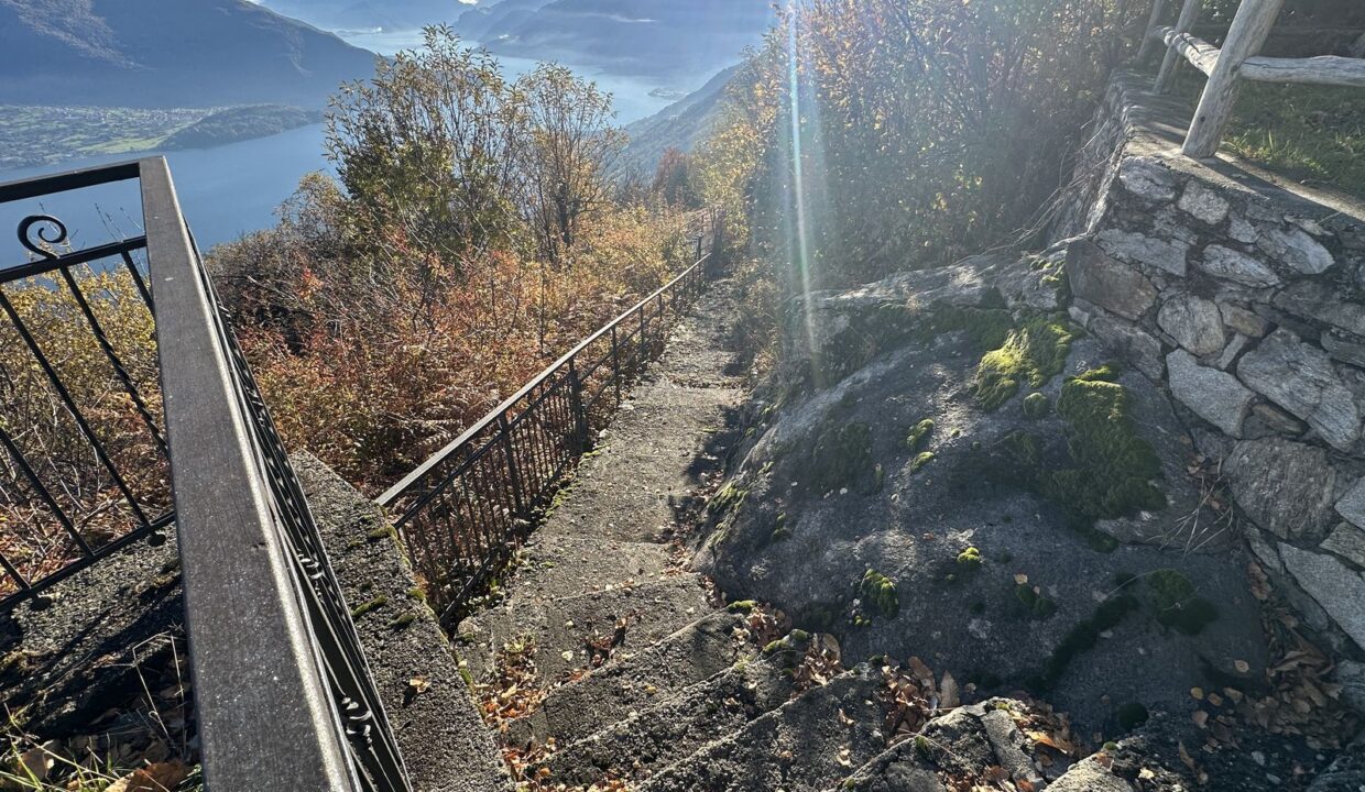 Detached House Gera Lario with Lake View