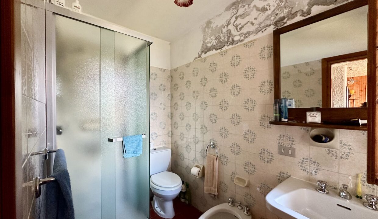 Detached House Gera Lario with Lake View