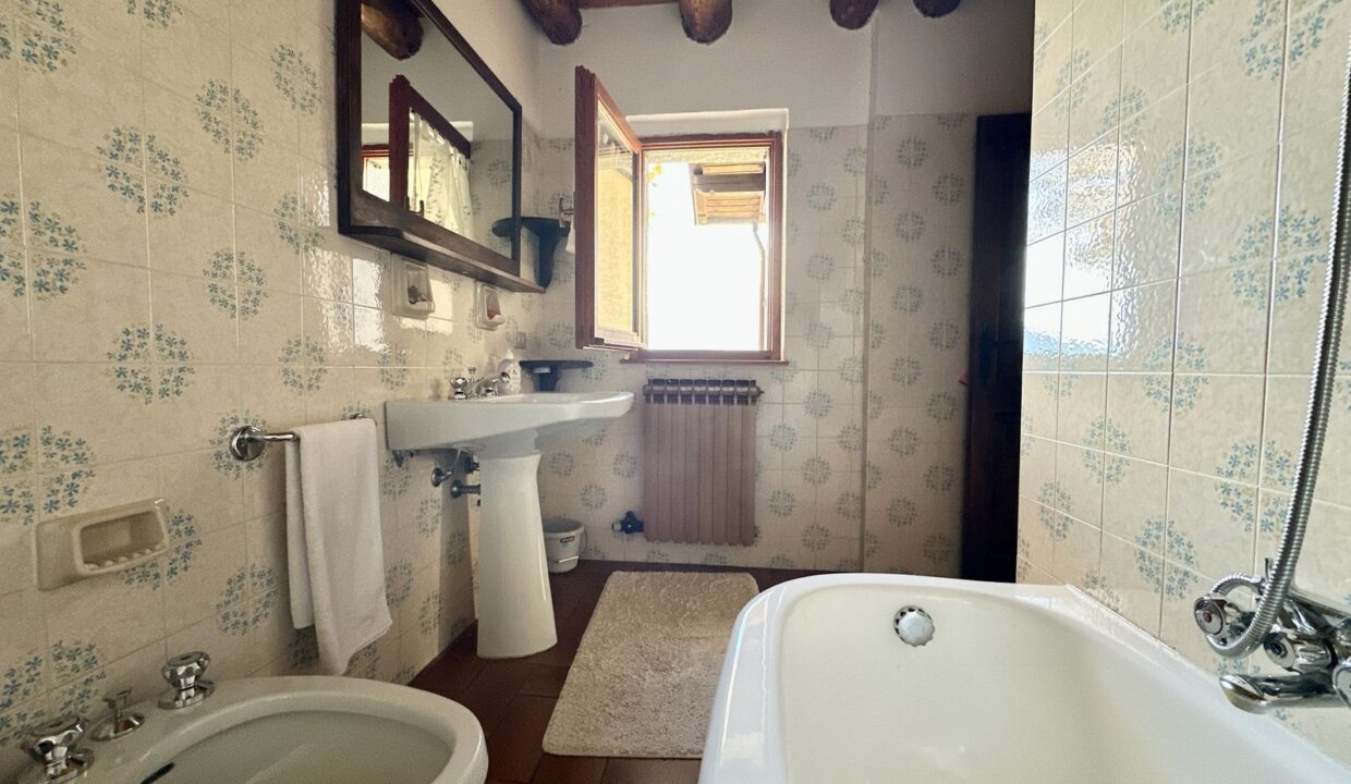 Detached House Gera Lario with Lake View