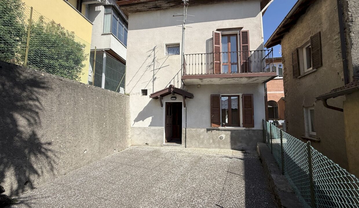 Lake Como San Siro House with Garden