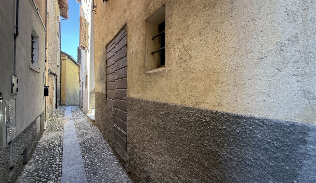Lake Como San Siro House with Garden