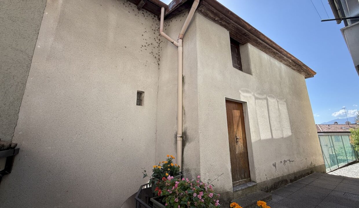 Lake Como San Siro House with Garden