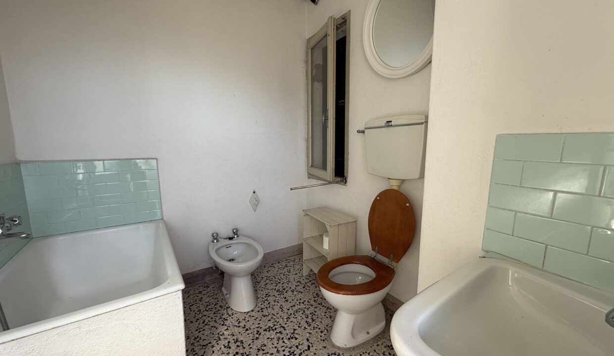 House Gravedona ed Unito with Garden and Lake View